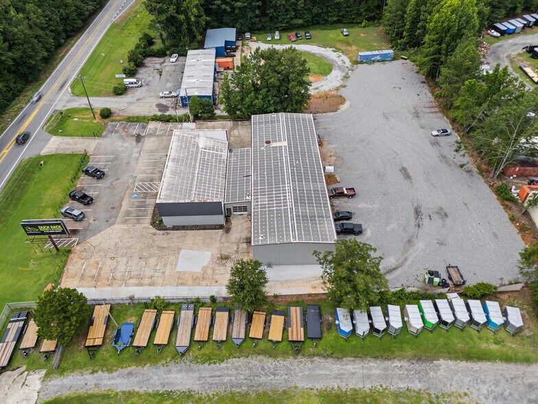 More Photos Of 957 Highway 85 S, Fayetteville Auto Dealership For Sale