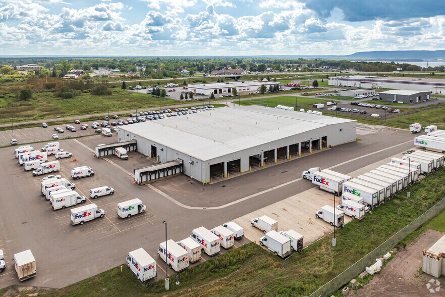 More Photos Of 2929 Halvor Ln, Superior Distribution For Sale