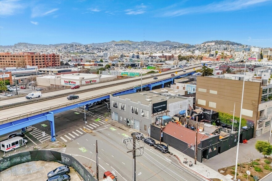 More Photos Of 1606 Harrison St, San Francisco Service For Sale