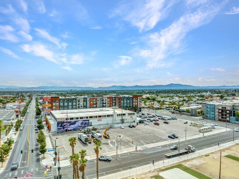 More Photos Of 899 Fremont St, Las Vegas Hotel For Sale