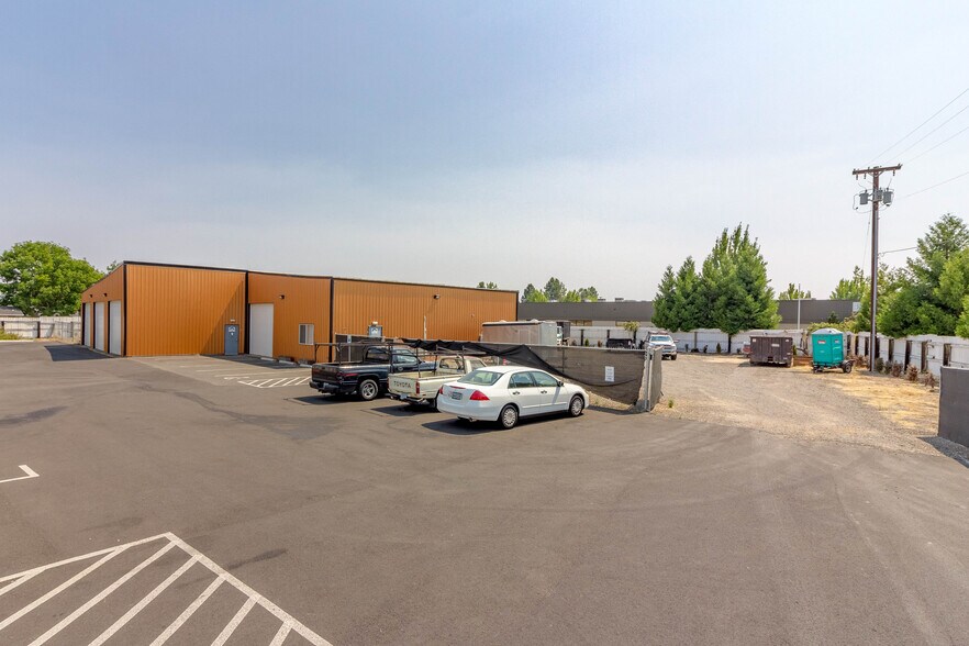 More Photos Of 1120 Candlewood Dr NE, Keizer Industrial For Sale