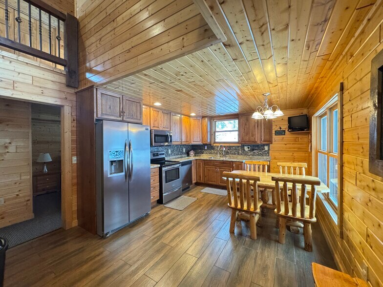 More Photos Of 4475 County P, Rhinelander Hotel For Sale