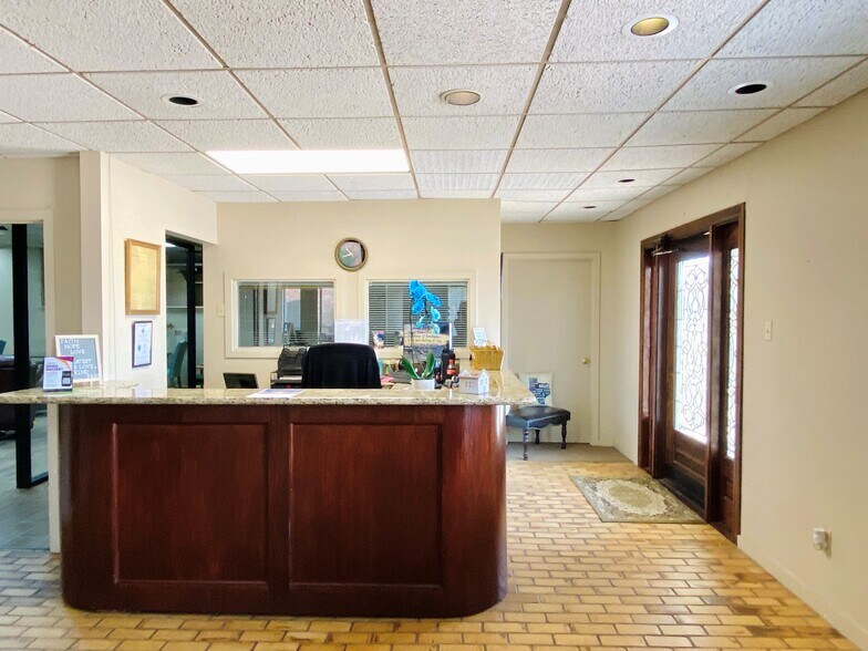 More Photos Of 12623 Jones Rd, Houston Medical For Sale
