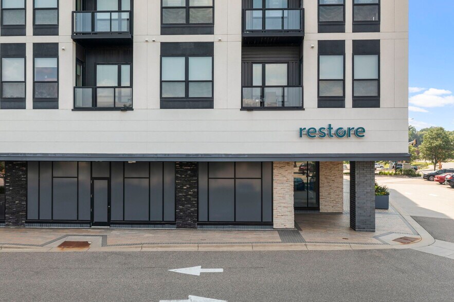 More Photos Of 1700 Plymouth Rd, Minnetonka Apartments For Lease