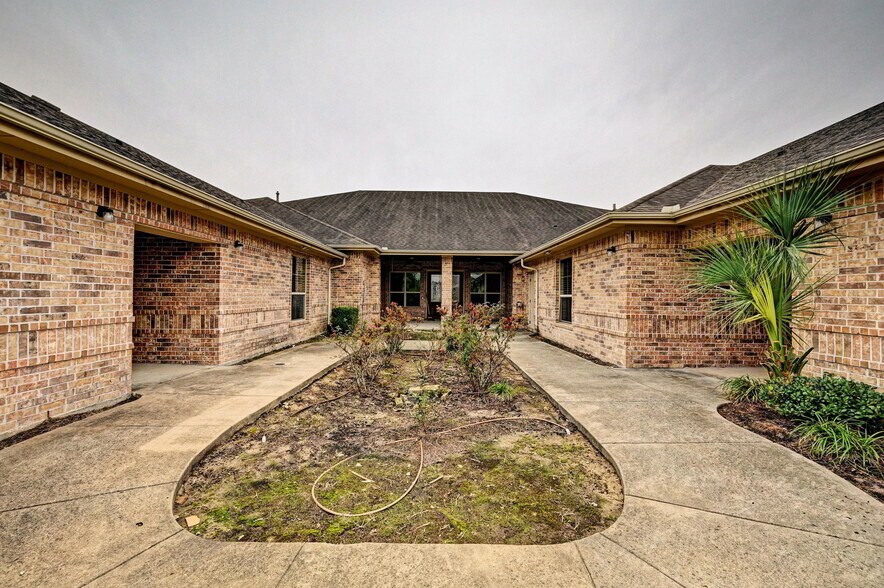 More Photos Of 9922 Grant Rd, Houston Healthcare For Sale