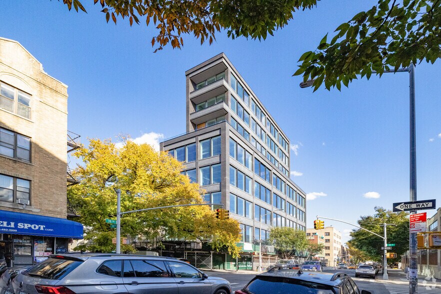 More Photos Of 3501 36th Ave, Astoria Coworking Space