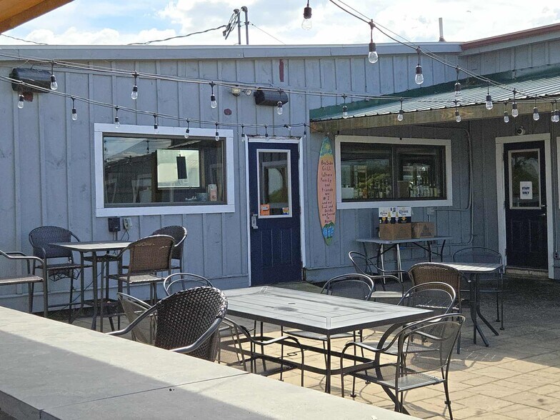 More Photos Of 1702 Ford St, Ogdensburg Specialty For Sale