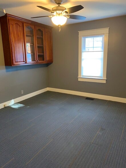 More Photos Of 124 Two Mile Pike, Goodlettsville Loft Creative Space For Sale