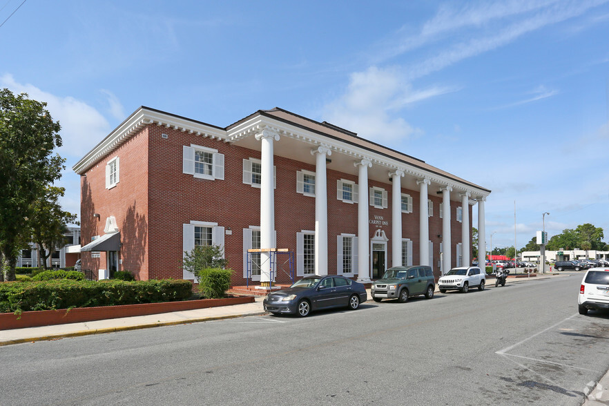 Primary Photo Of 164 NW Madison St, Lake City Medical For Lease