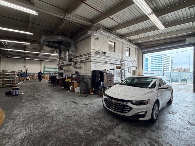 More Photos Of 1511 Bassett Ave, Bronx Manufacturing For Lease