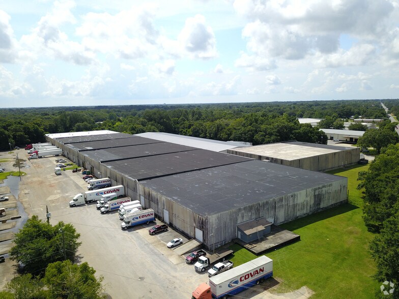 More Photos Of 10020 N Palafox St, Pensacola Distribution For Lease