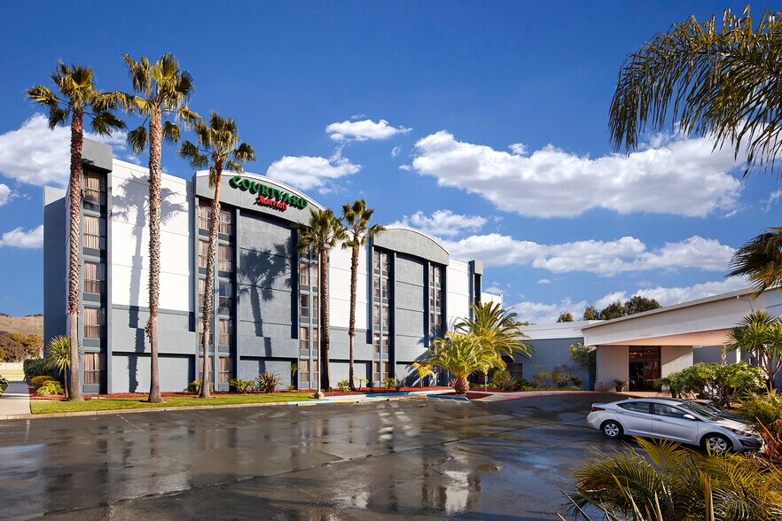 Primary Photo Of 1000 Fairgrounds Dr, Vallejo Hotel For Sale