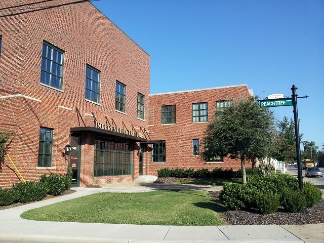 More Photos Of 363 Church St N, Concord Loft Creative Space For Lease