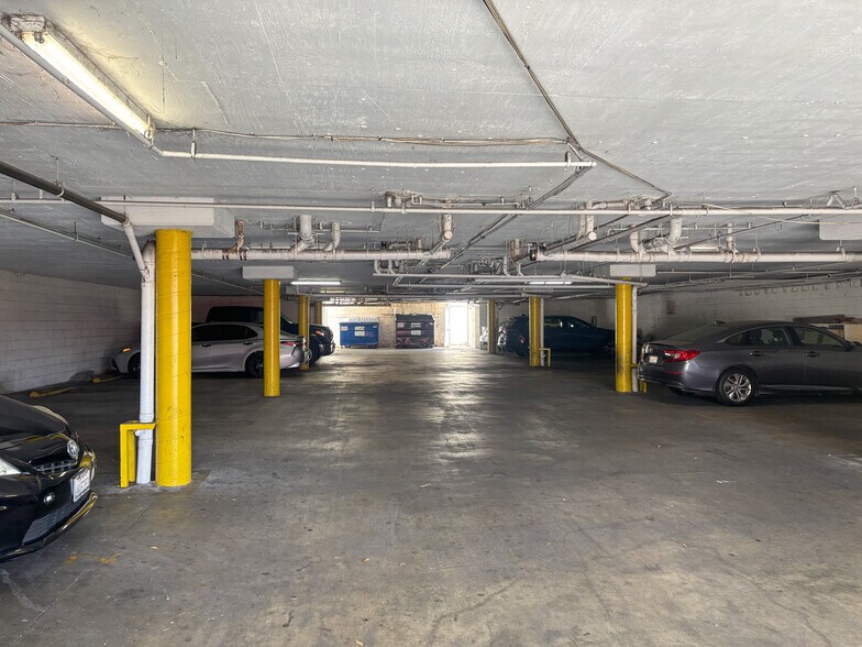 More Photos Of 542 N Normandie Ave, Los Angeles Apartments For Sale