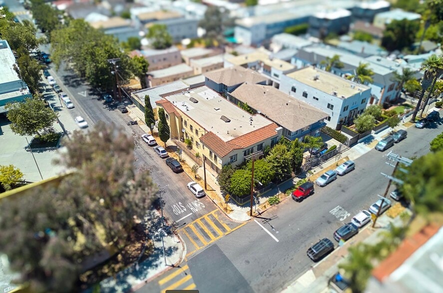 More Photos Of 1151 N Kingsley Dr, Los Angeles Apartments For Sale