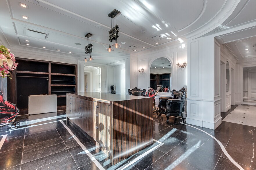 More Photos Of 6081 No. 3 Rd, Richmond Office For Sale