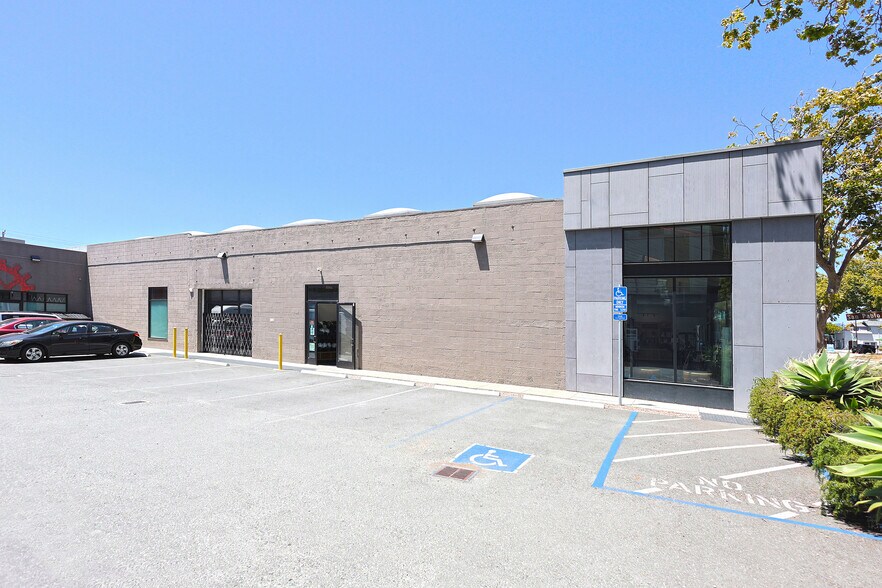 More Photos Of 2734 San Pablo Ave, Berkeley General Retail For Lease