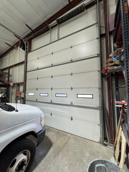 More Photos Of 1525 Country Club Pky, Elkhorn Showroom For Sale