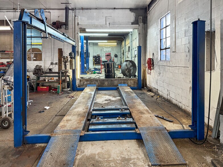 More Photos Of 3804 Francis St, New Castle Specialty For Sale