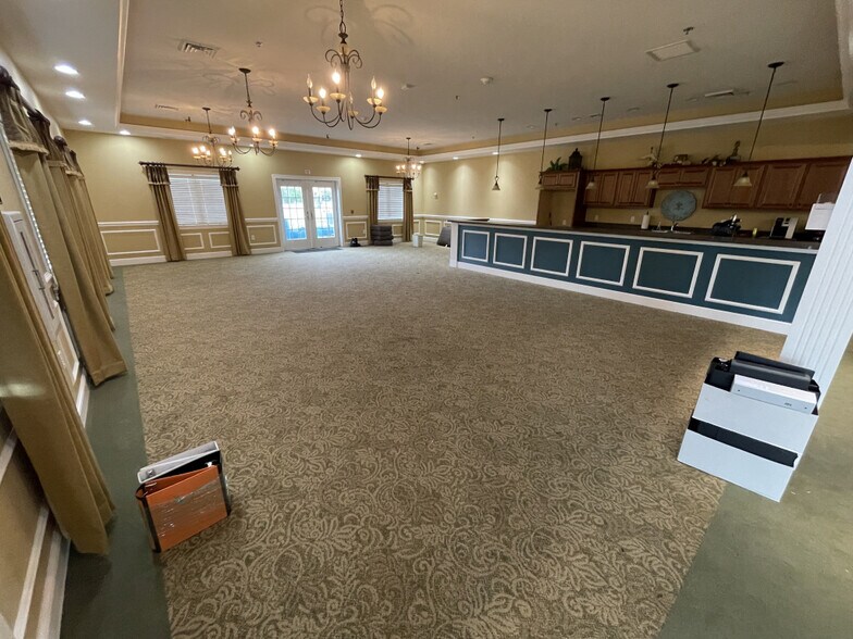 More Photos Of 1069 Klotz Rd, Bowling Green Medical For Lease