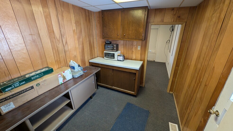 More Photos Of 804 N Main St, Mishawaka Office Residential For Lease