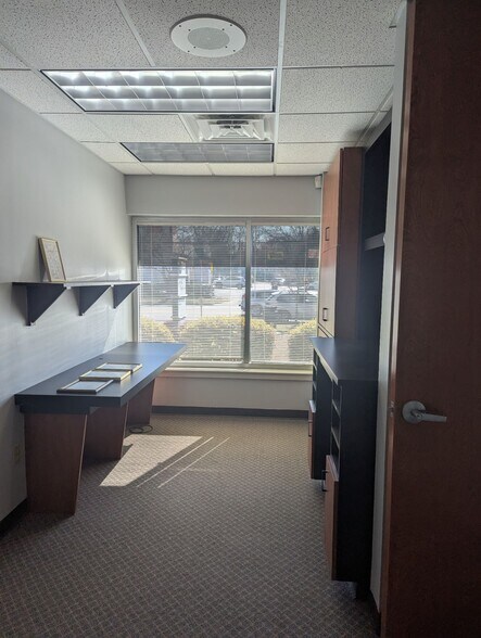 More Photos Of 784 Prince Ave, Athens Medical For Sale
