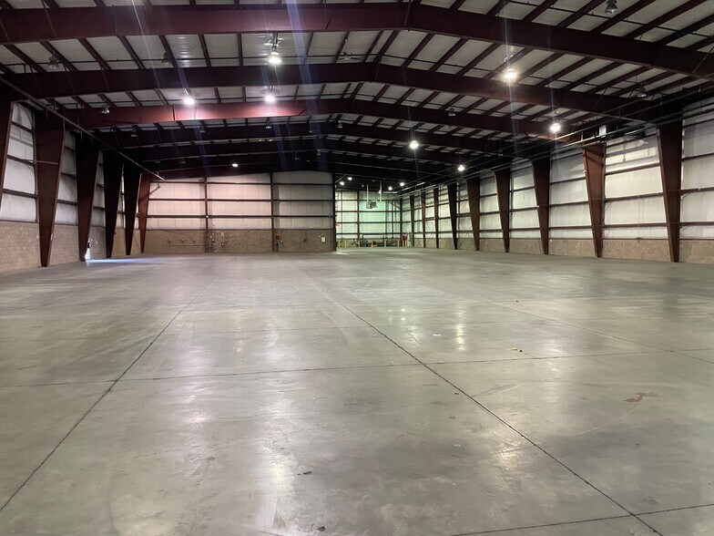 More Photos Of 3820 Hempland Rd, Mountville Warehouse For Lease