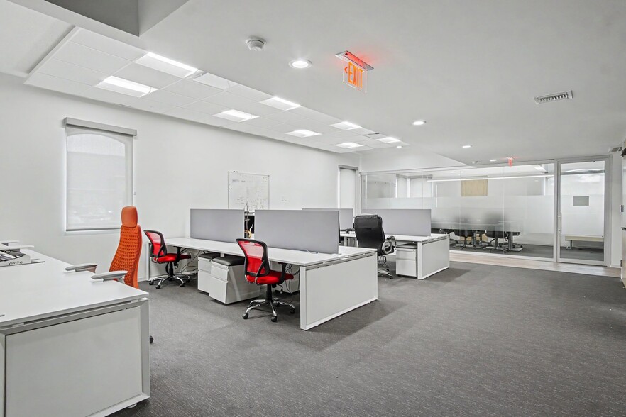 More Photos Of 1810 Snake River Rd, Katy Medical For Sale