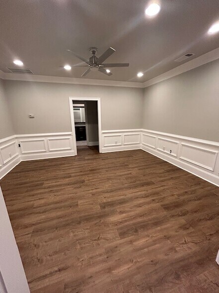 More Photos Of 5400 Laurel Springs Pky, Suwanee Loft Creative Space For Sale
