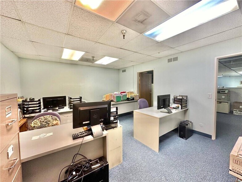 More Photos Of 6925 Aragon Cir, Buena Park Manufacturing For Sale