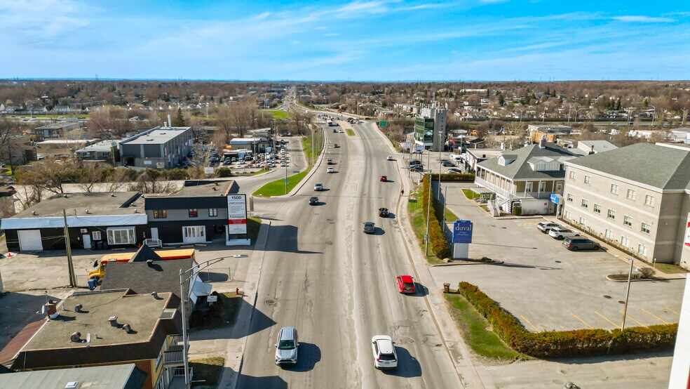 More Photos Of 1500-1502 Boul Des Laurentides, Laval Storefront Retail Residential For Sale
