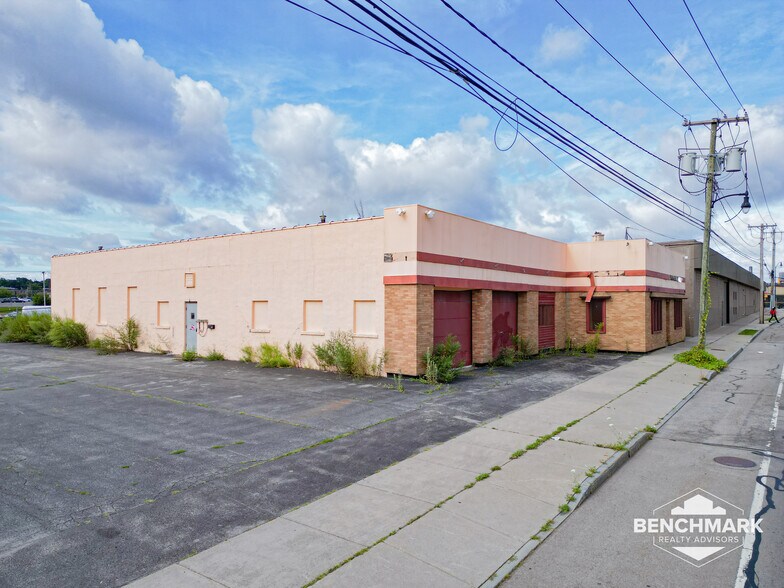 More Photos Of 625 Atlantic Ave, Rochester Warehouse For Sale