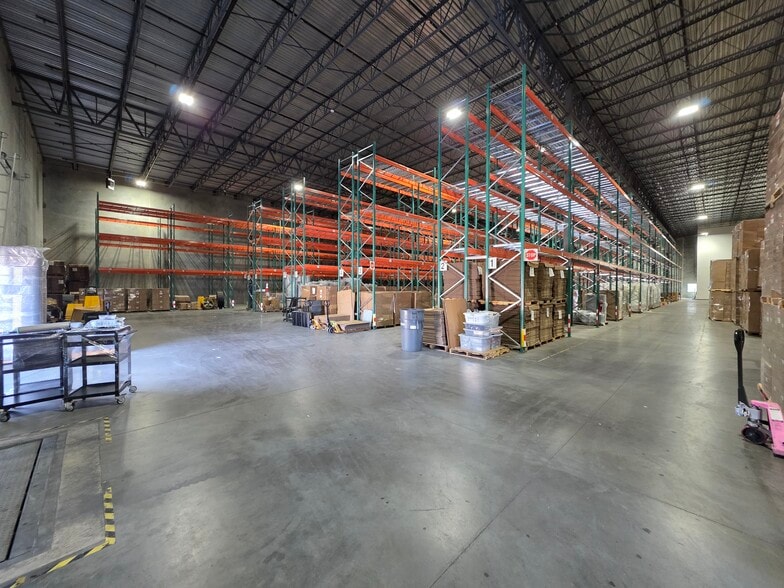 More Photos Of 17620 Eastex Fwy, Humble Industrial For Sale