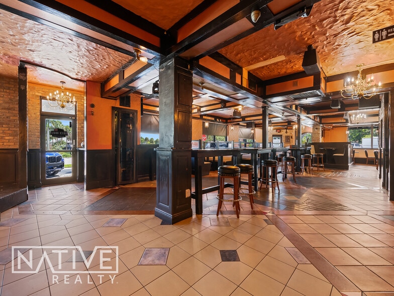 More Photos Of , Oakland Park General Retail For Sale