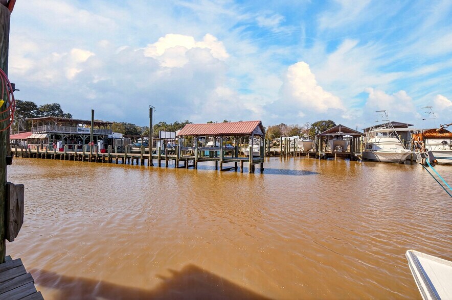 More Photos Of 3308 Mary Walker Dr, Gautier Marina For Sale