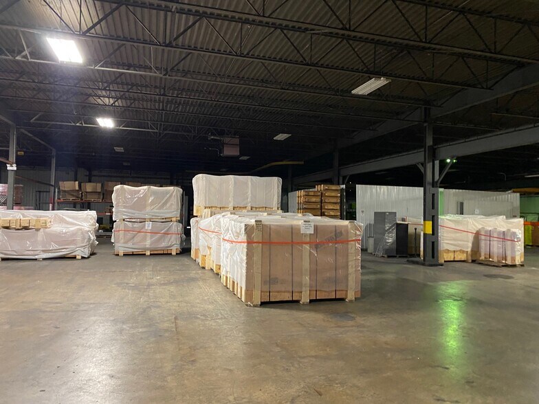 More Photos Of 31 Industrial Cir, Lancaster Industrial For Lease