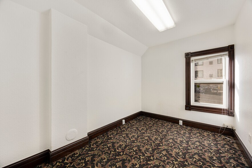 More Photos Of 1325 Delaware St, Denver Office For Lease