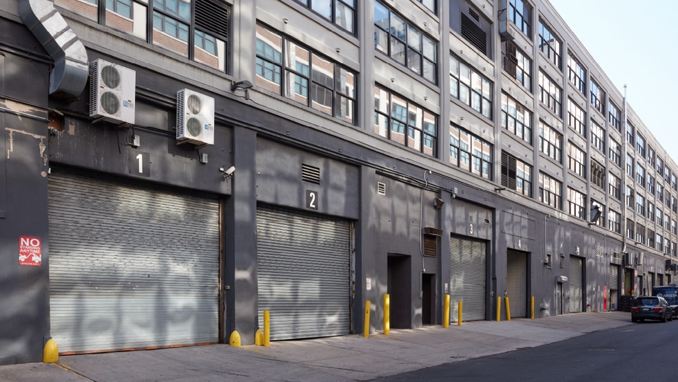 More Photos Of 31-00 47th Ave, Long Island City Industrial For Lease