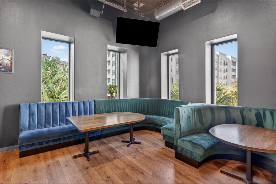 More Photos Of , Corpus Christi General Retail For Sale