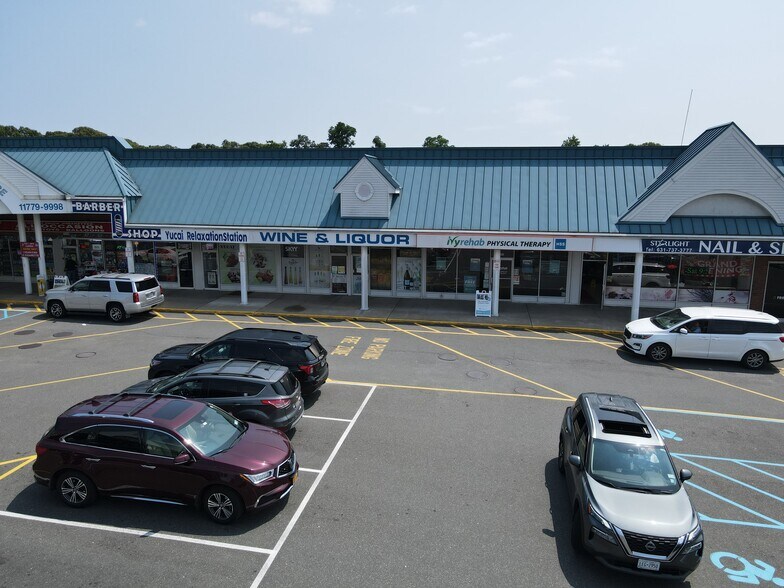 More Photos Of 300-318 Portion Rd, Ronkonkoma Unknown For Lease
