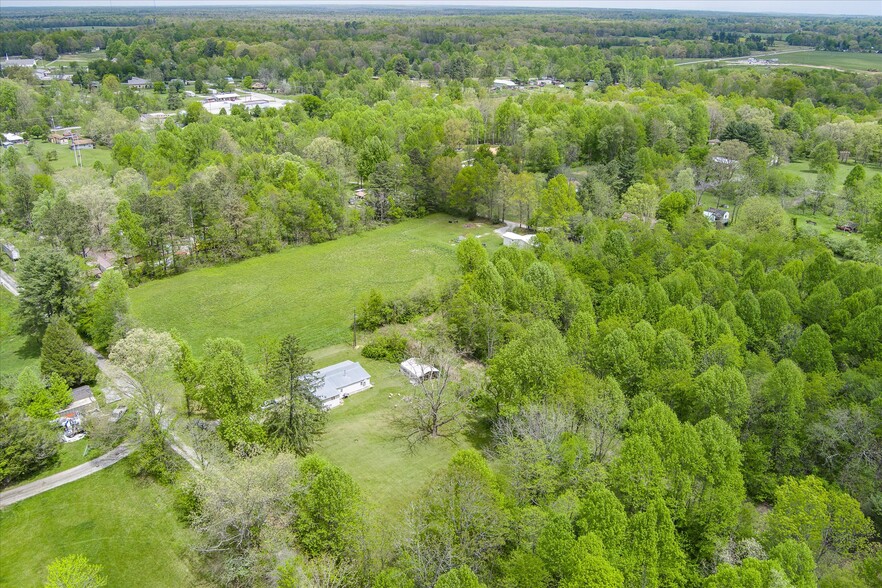 Primary Photo Of 139 Shady Loop, Crossville Apartments For Sale