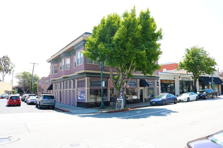 More Photos Of 903 Main St, Redwood City Storefront Retail Office For Sale