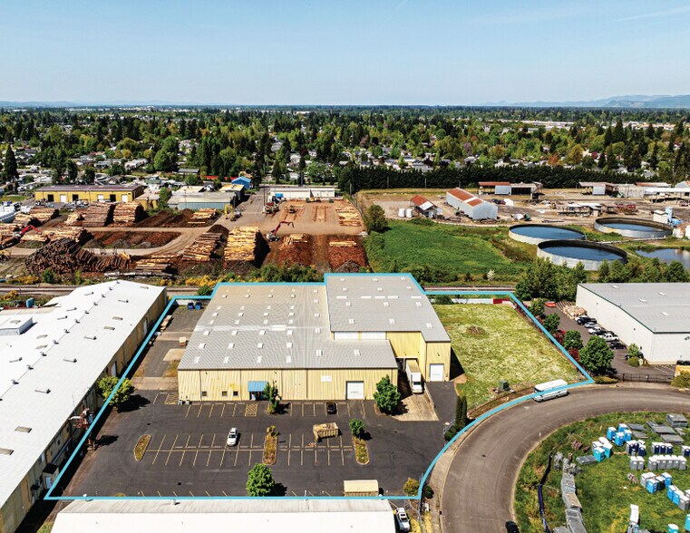 More Photos Of 20 Grimes St, Eugene Warehouse For Lease