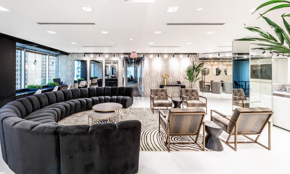 More Photos Of 3379 Peachtree Rd NE, Atlanta Coworking Space