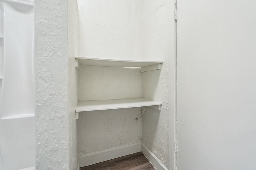 More Photos Of 2123 W Park Pl, Oklahoma City Specialty For Sale