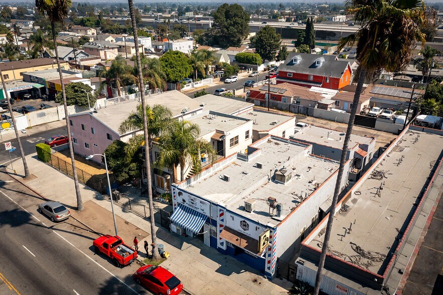 More Photos Of 10908 S Figueroa St, Los Angeles Apartments For Sale