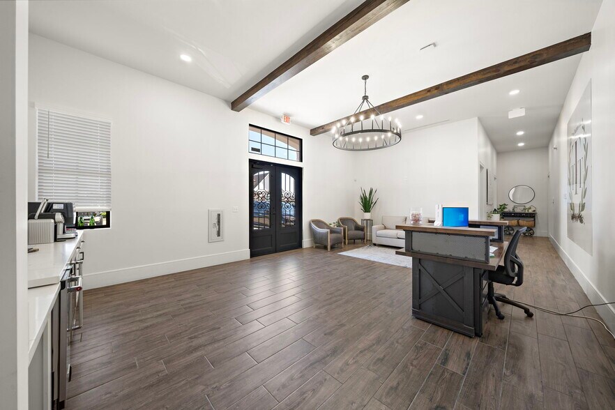 More Photos Of 16712 Huffmeister Rd, Cypress Unknown For Lease