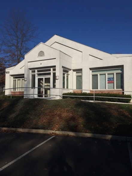 Primary Photo Of 302 Corporate Dr E, Langhorne Office For Lease