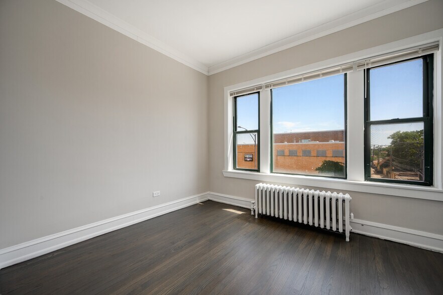 More Photos Of 1210 W 83rd St, Chicago Apartments For Sale