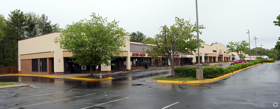 More Photos Of 7049-7099 Allentown Rd, Temple Hills Freestanding For Lease